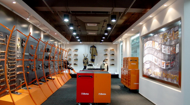 辦公室裝修設(shè)計效果圖